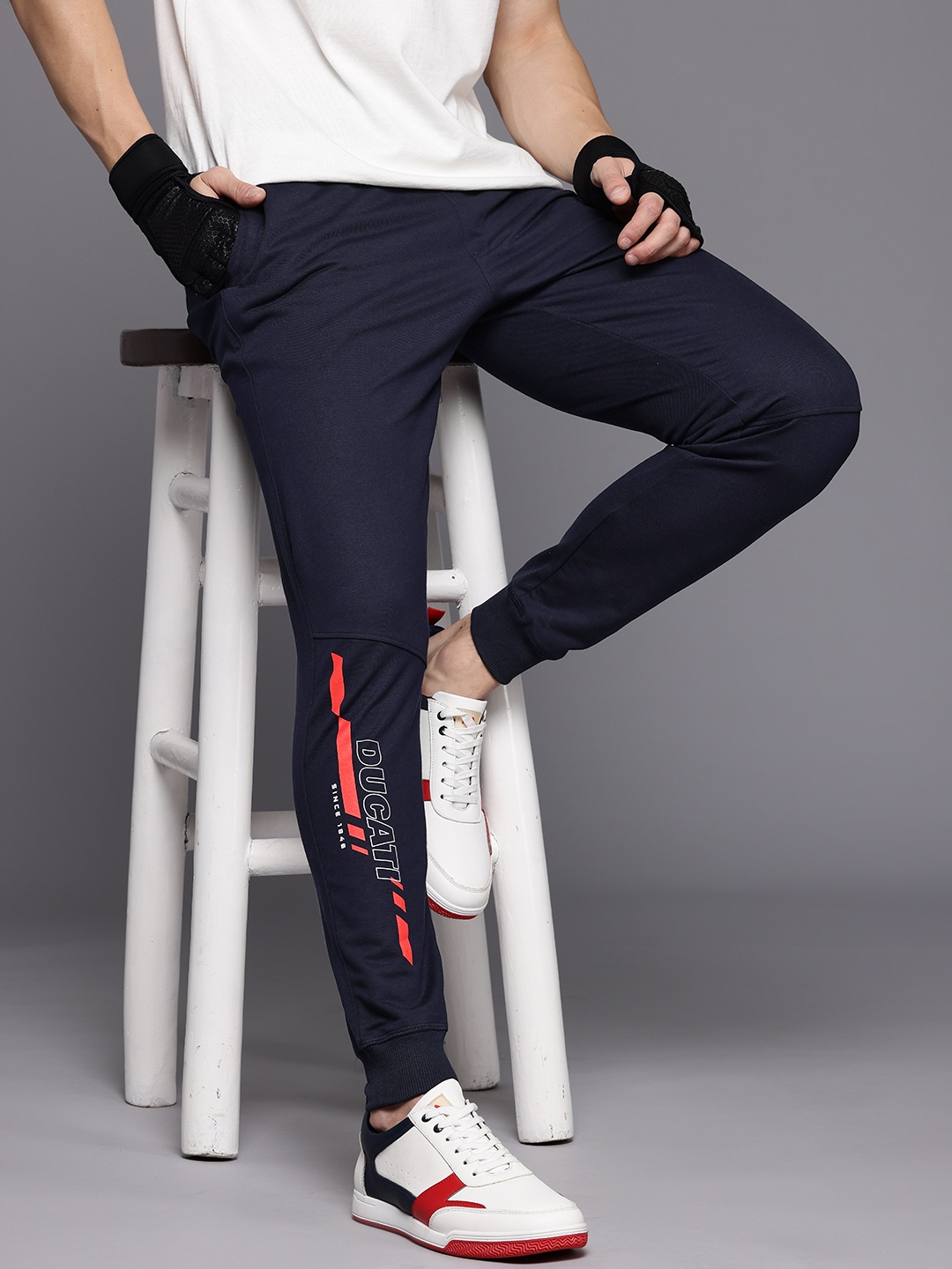 

Ducati Men Regular Fit Joggers, Navy blue