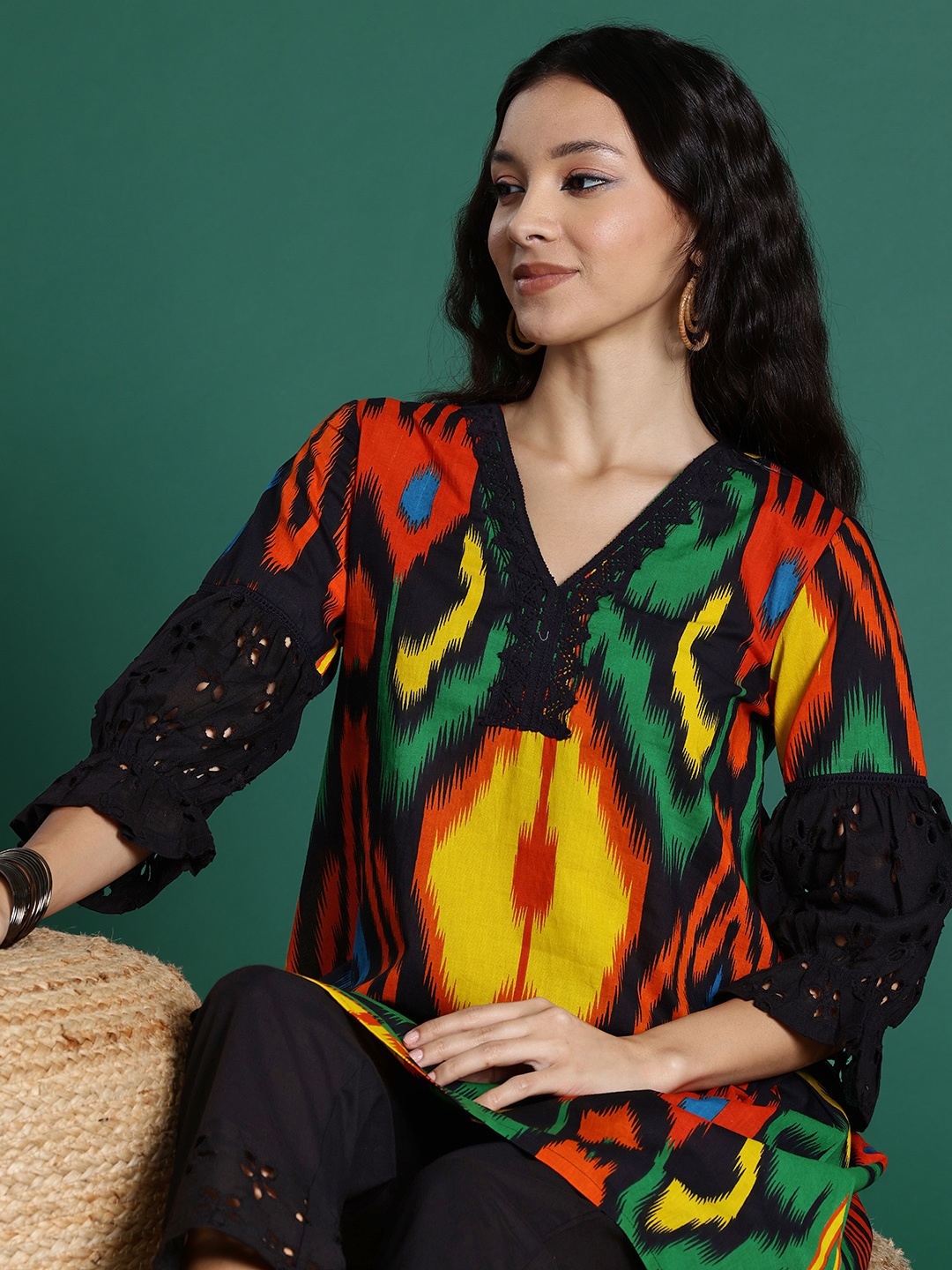 

Sangria Women Printed Pure Cotton Kurta with Trousers, Black