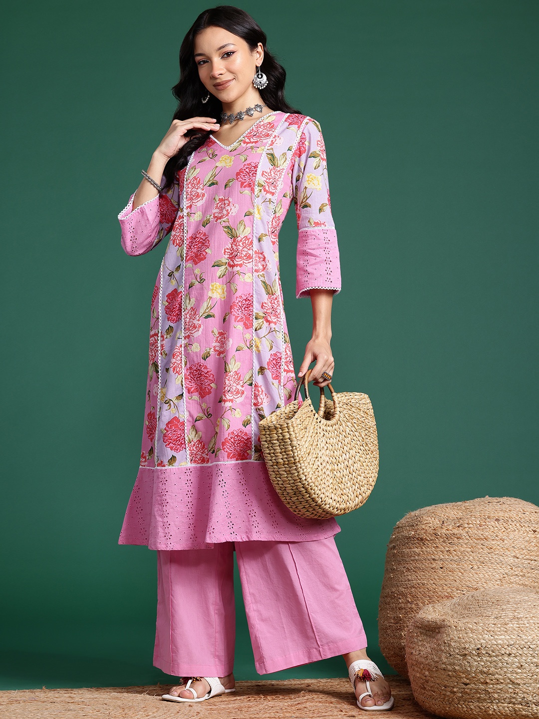 

Sangria Women Printed Pure Cotton Schiffli Panelled Kurta with Palazzo, Pink