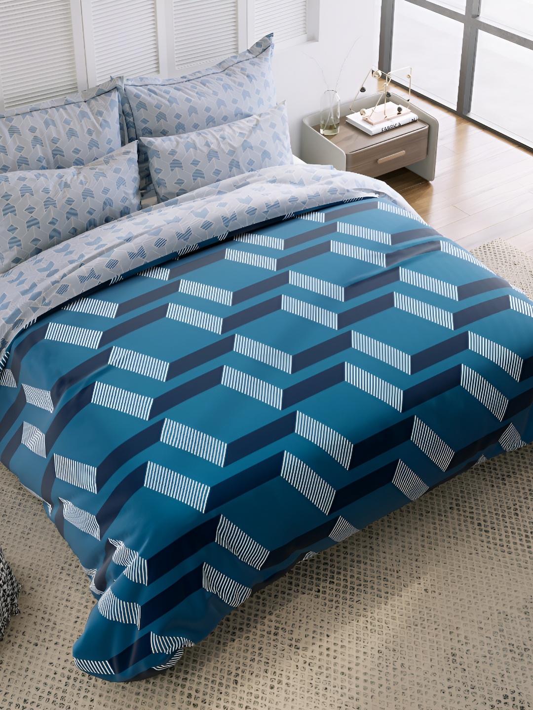 

THE HOME STYLE 300 TC Queen Bedsheet with 2 Pillow Covers, Na