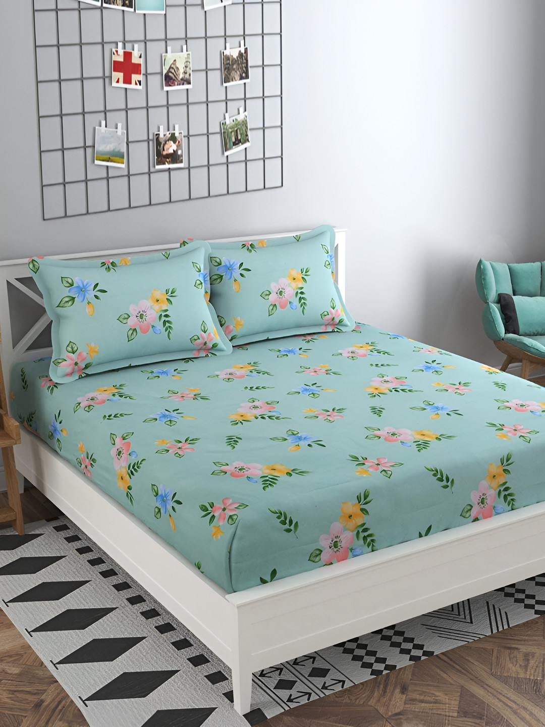 

THE HOME STYLE 300 TC Queen Bedsheet with 2 Pillow Covers, Na
