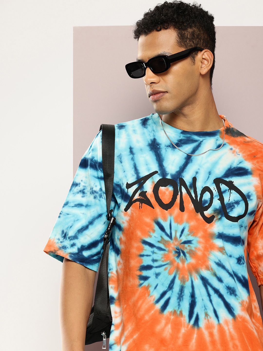 

Kook N Keech Tie and Dye Drop-Shoulder Sleeves Oversized Pure Cotton T-shirt, Blue