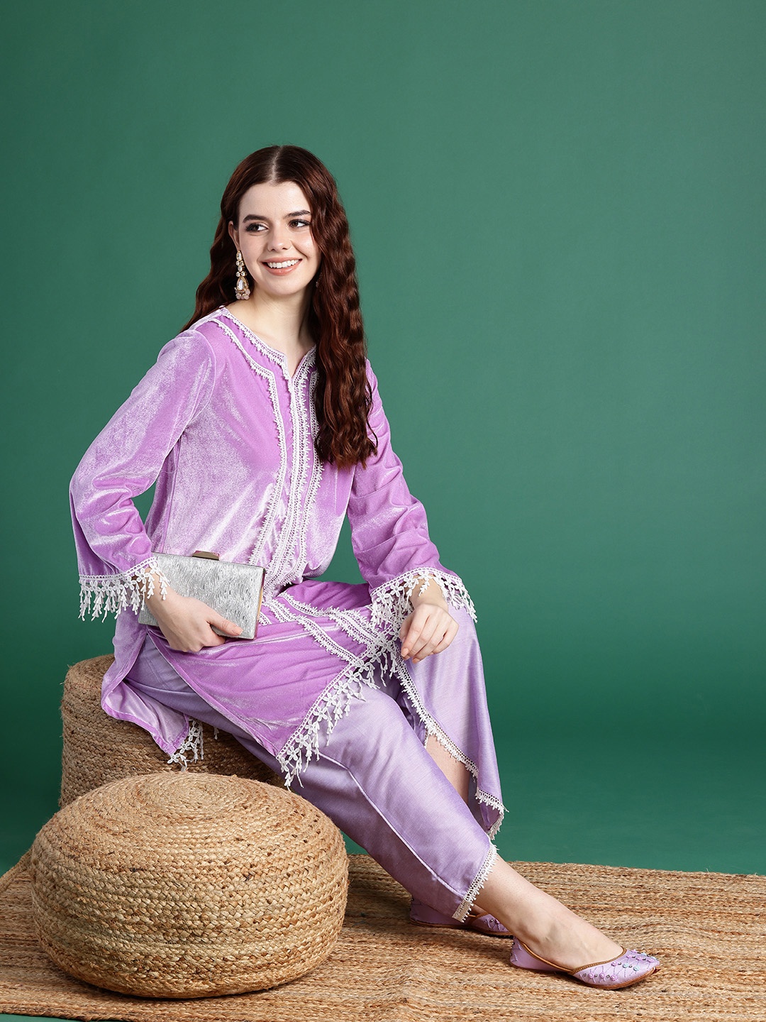 

Sangria Lace Detail Velvet Kurta with Dhoti Pants, Lavender