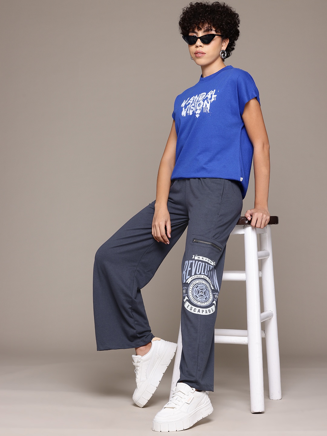 

The Roadster Lifestyle Co. Women Printed Track Pants, Navy blue