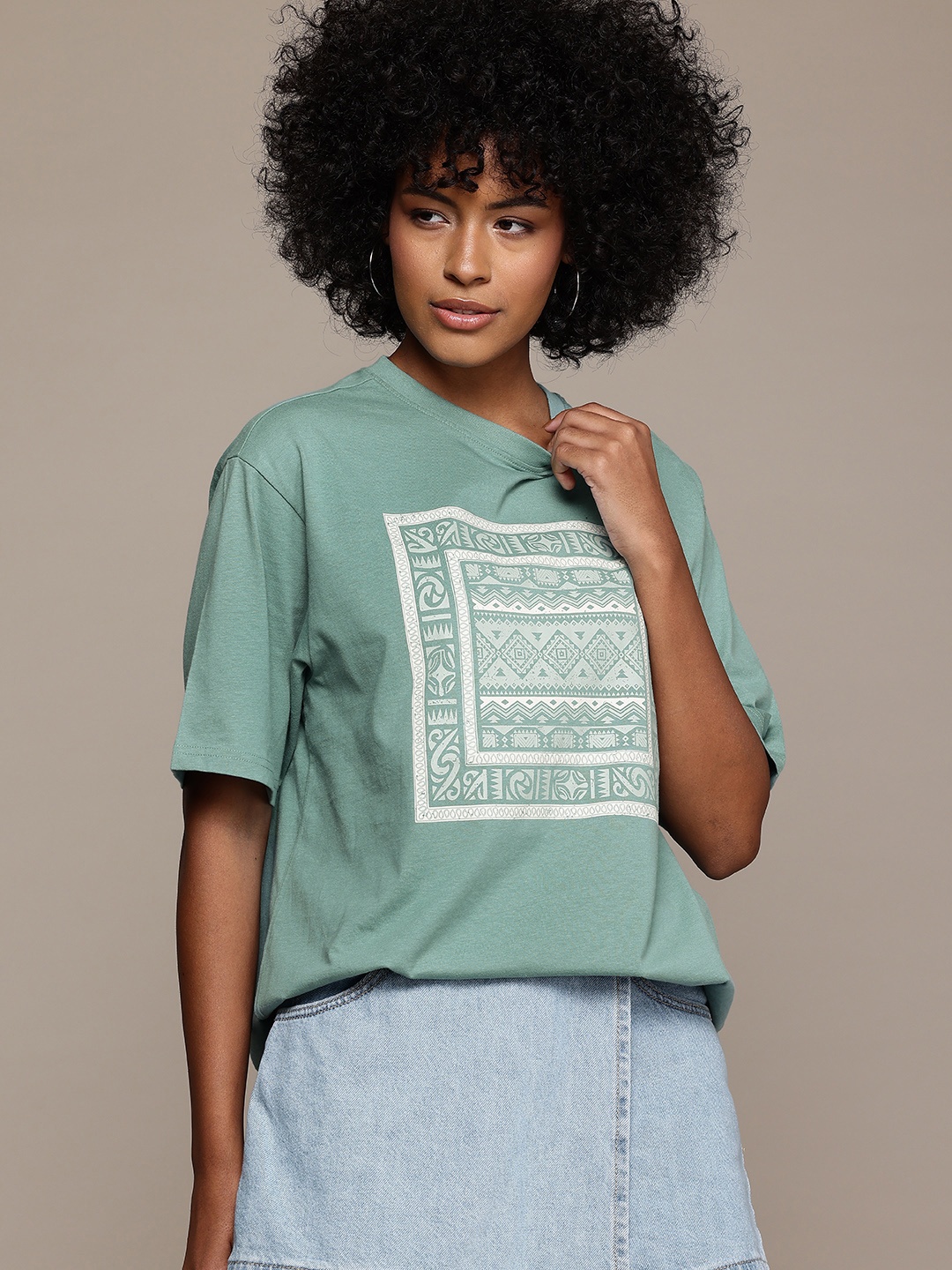 

The Roadster Lifestyle Co. Printed Drop-Shoulder Pure Cotton T-shirt, Green