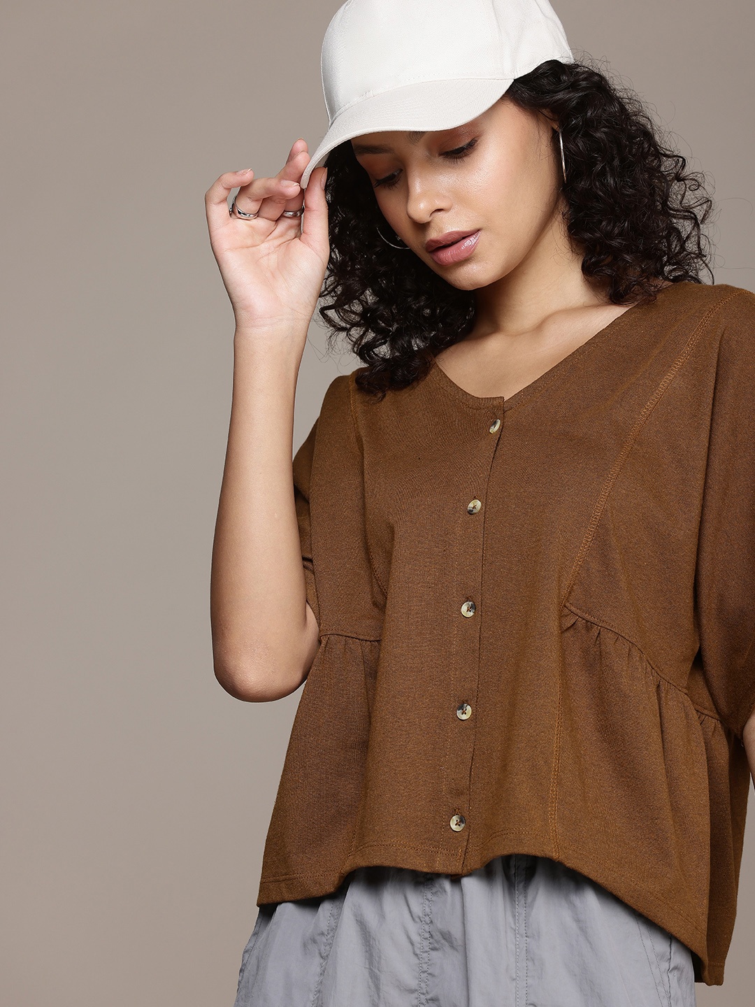 

The Roadster Life Co. Dolman Sleeves Boxy Top, Brown