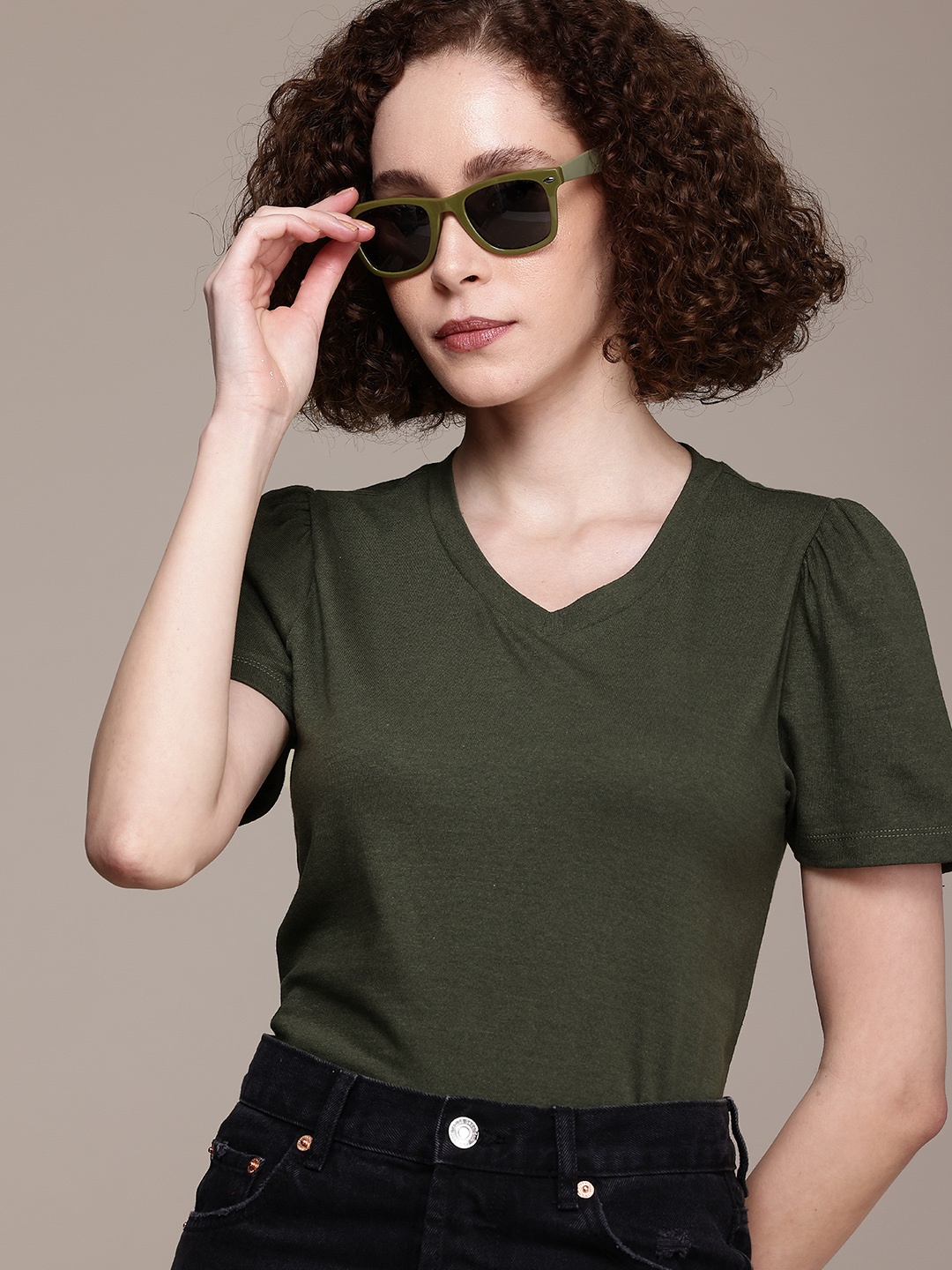 

The Roadster Life Co. Puff Sleeves Top, Olive