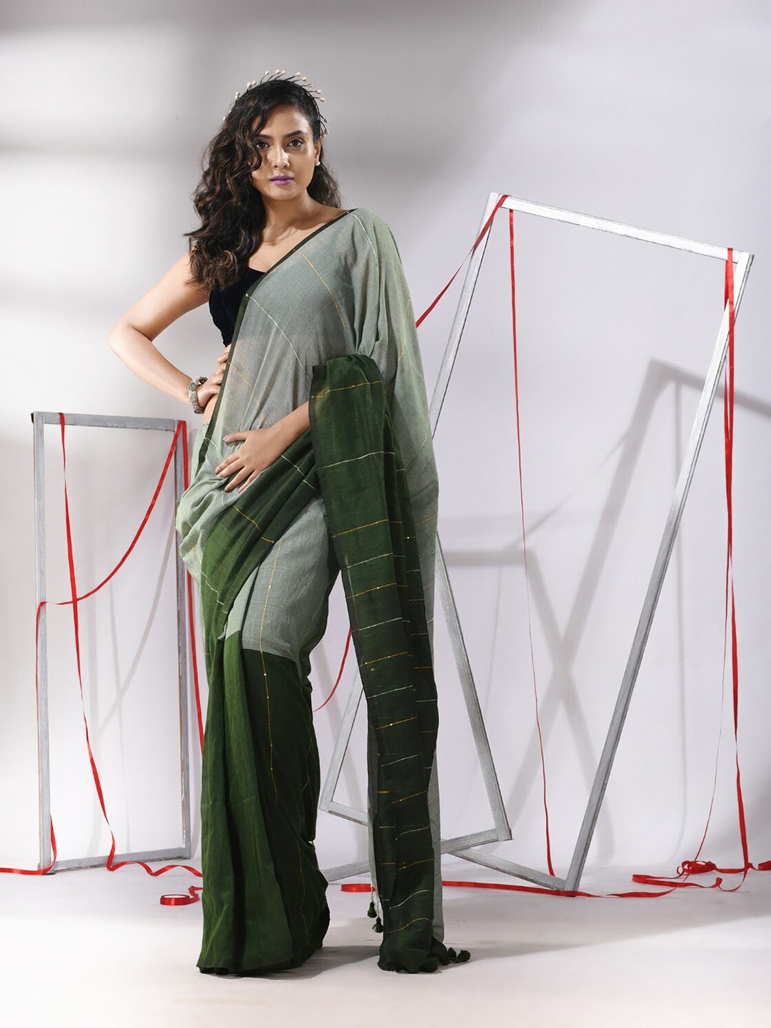 

Charukriti Striped Pure Cotton Handloom Saree, Green