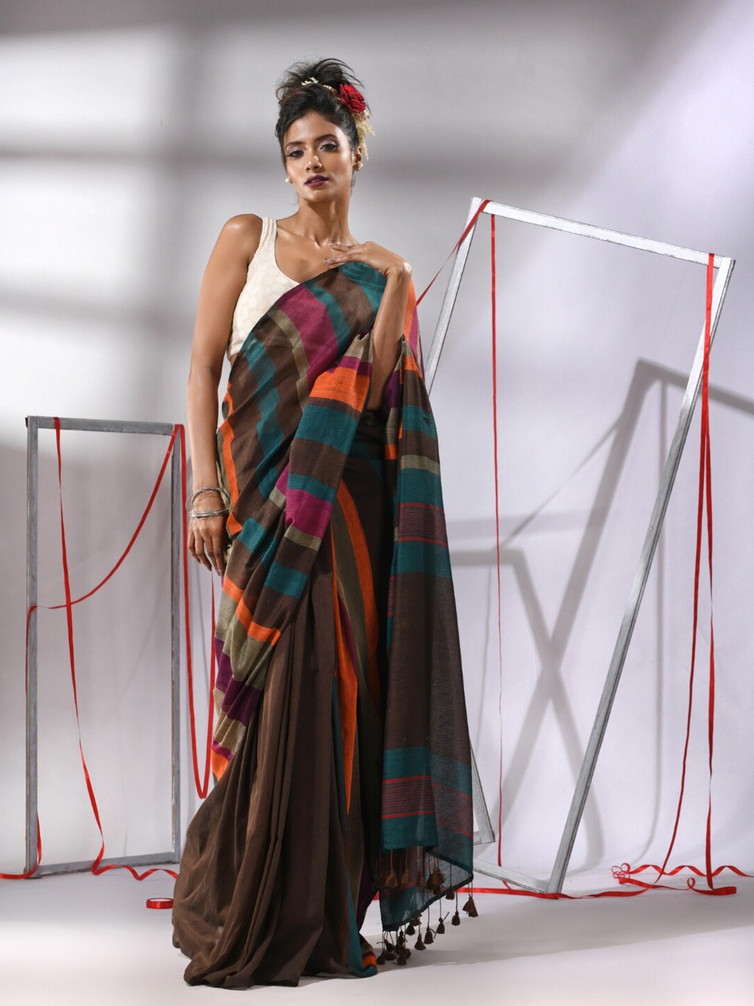 

Charukriti Colourblocked Pure Cotton Saree, Brown