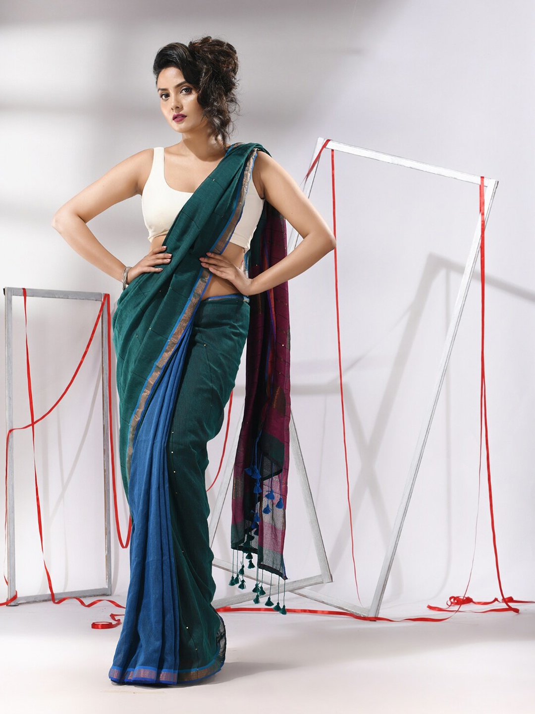 

Charukriti Ethnic Motifs Woven Design Zari Pure Cotton Saree, Teal