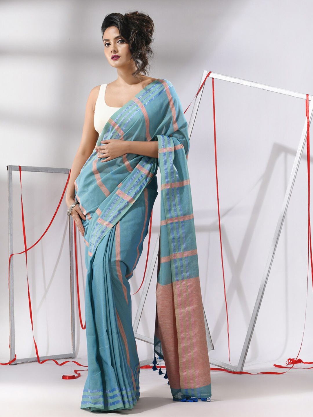 

Charukriti Striped Pure Cotton Saree, Blue