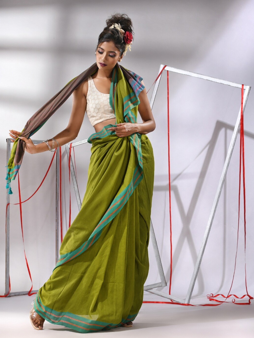 

Charukriti Pure Cotton Saree, Lime green