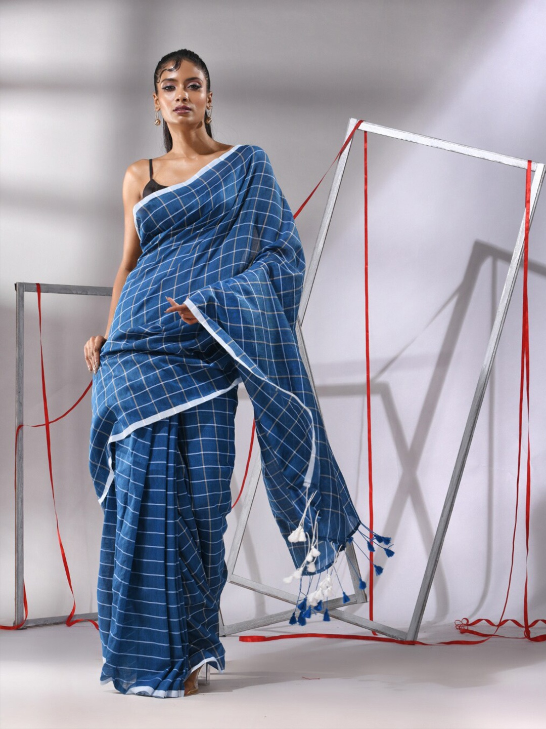 

Charukriti Checked Pure Cotton Saree, Blue