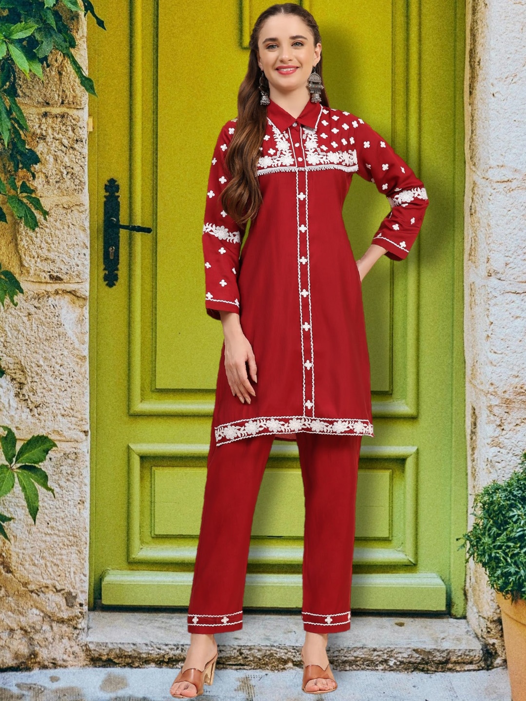 

Growish Floral Embroidered Shirt Collar Tunic & Trousers, Red