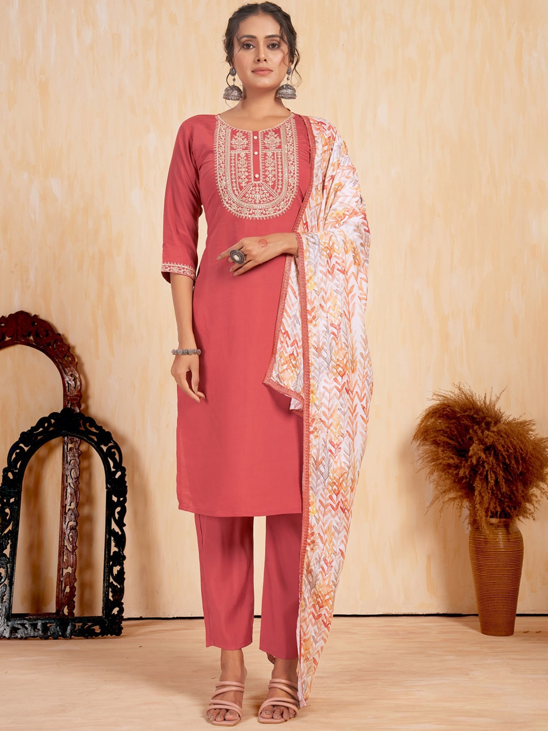 

STYLE SAMSARA Ethnic Motifs Yoke Design Thread Work Straight Kurta With Trousers & Dupatta, Pink