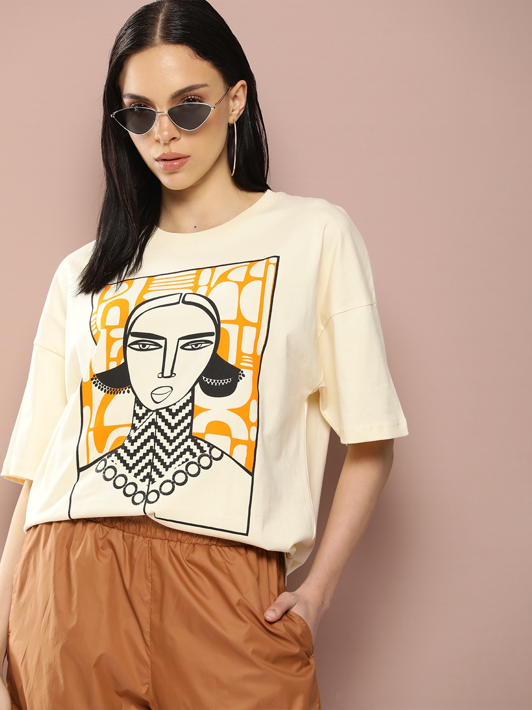 

Stormborn Women Graphic Printed Drop-Shoulder Sleeves T-shirt, Off white