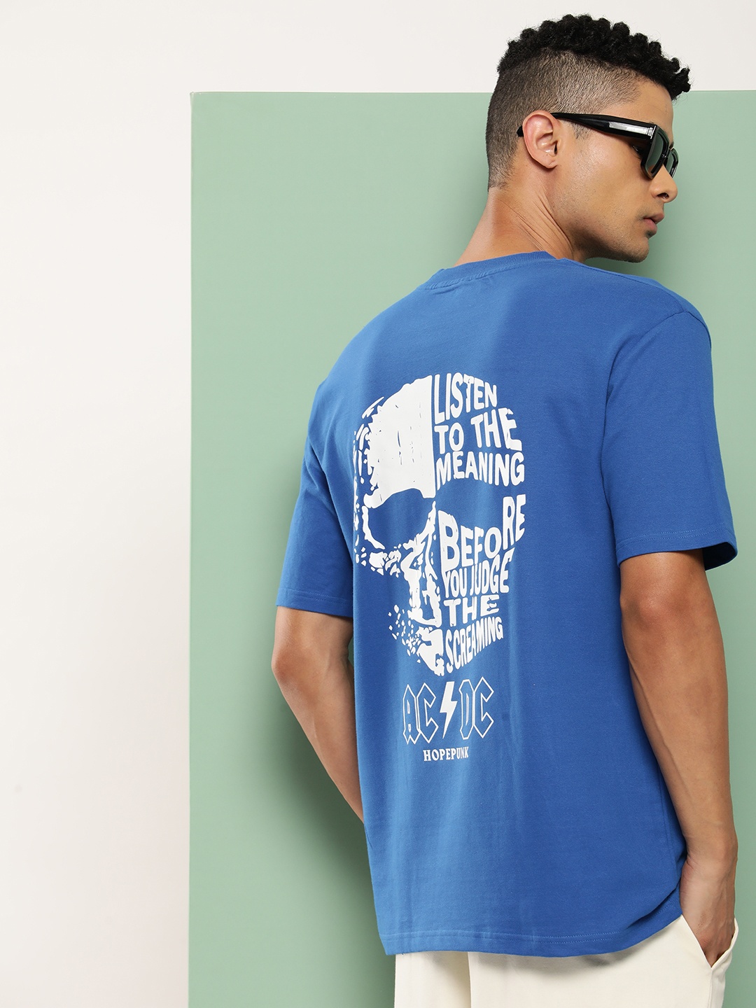 

HOPEPUNK Men Graphic Printed Oversized T-shirt, Blue