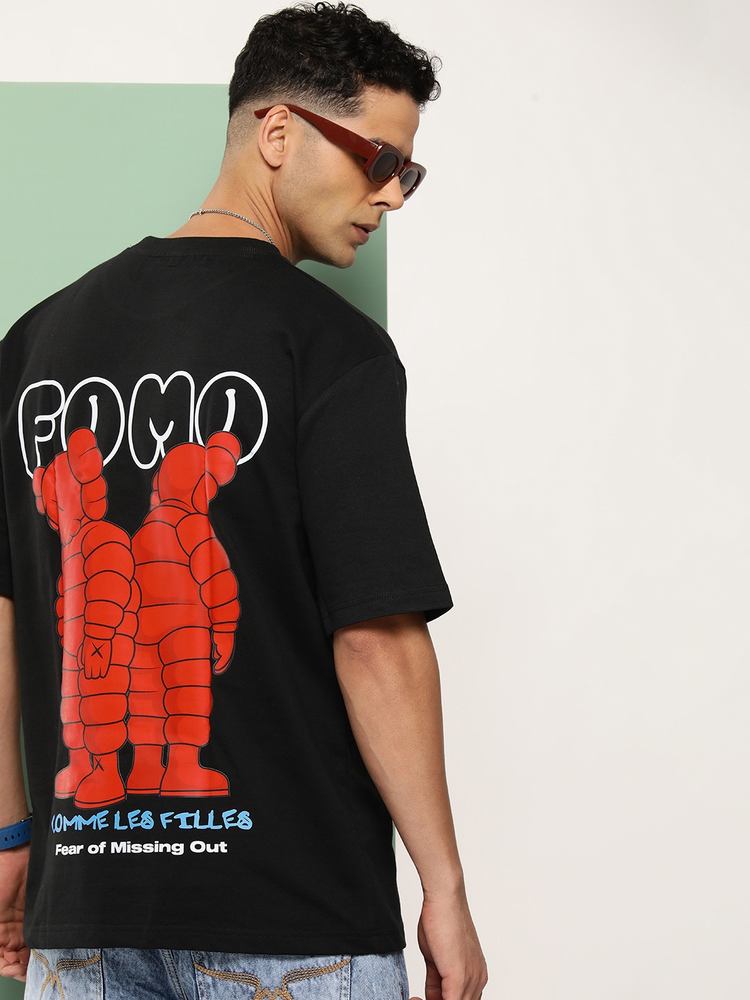 

HOPEPUNK Men Graphic Printed Oversized T-shirt, Black