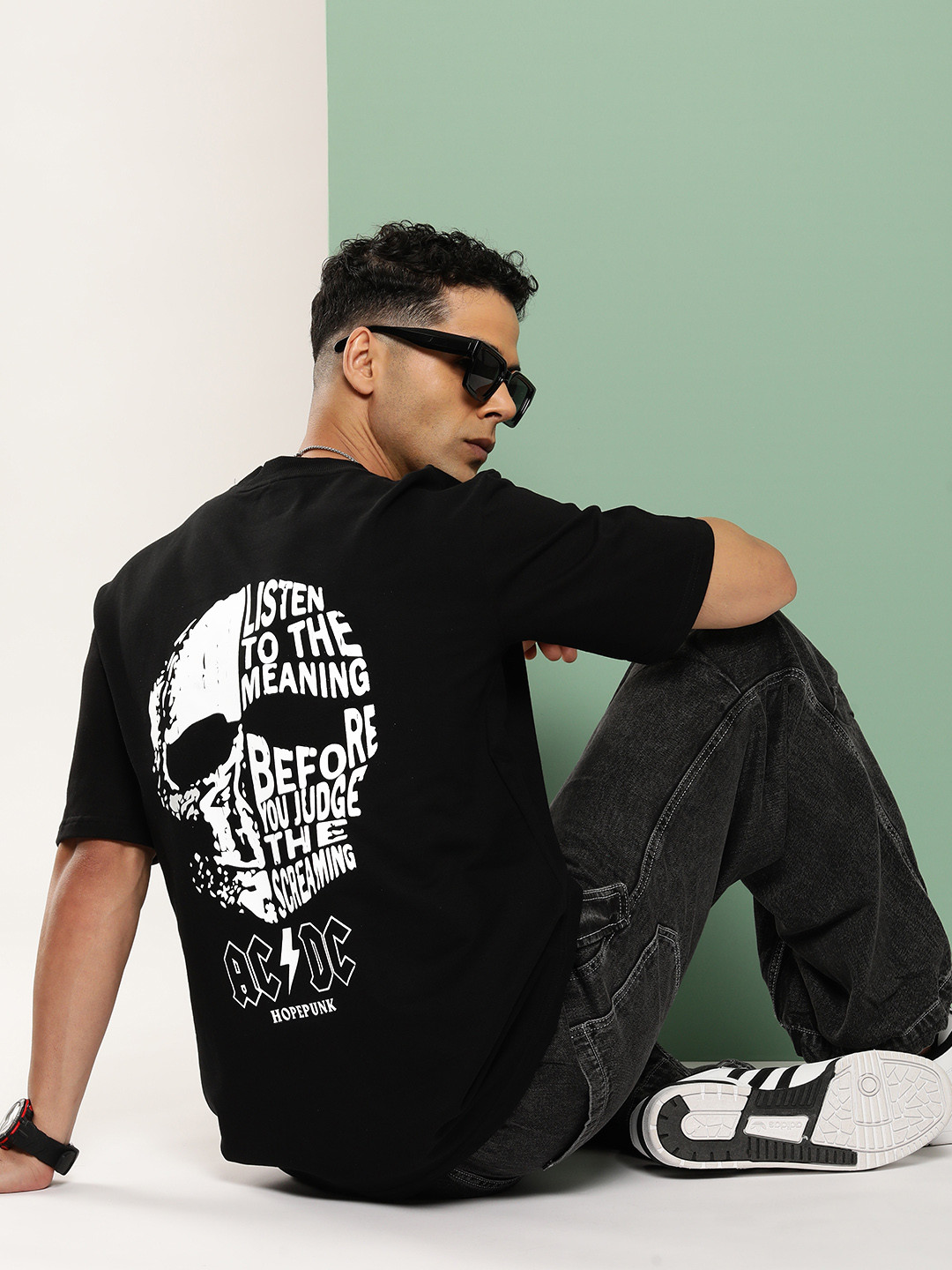 

HOPEPUNK Men Graphic Printed Oversized T-shirt, Black