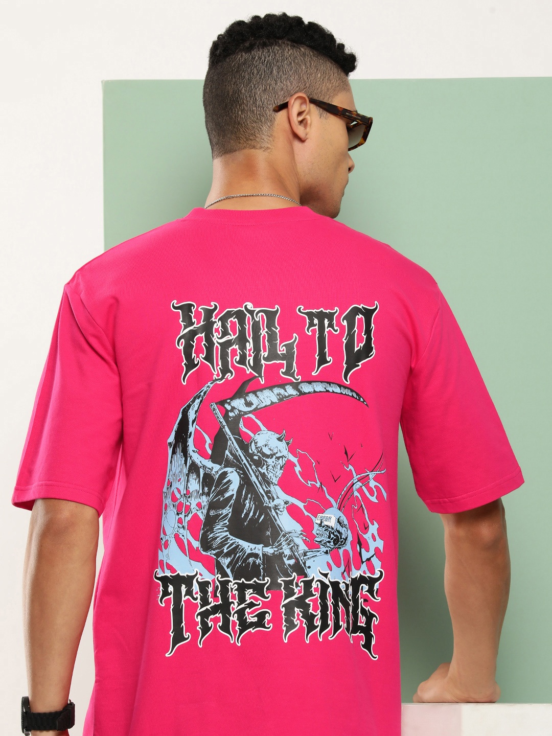 

HOPEPUNK Men Avenged Sevenfold Printed Oversized Drop-Shoulder Sleeves T-shirt, Magenta