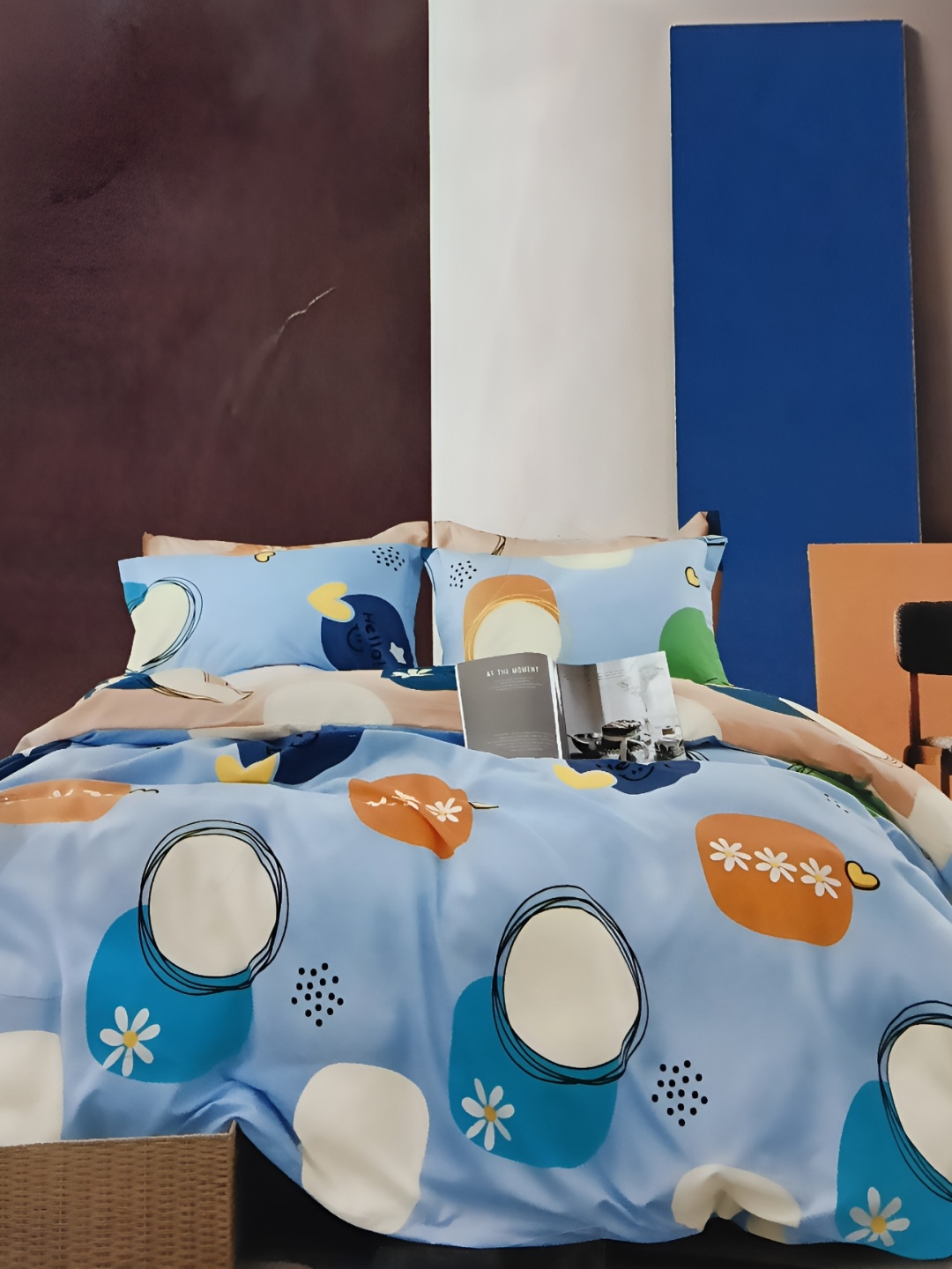 

Signature Blue & White Floral 144 TC Queen Bedsheet with 2 Pillow Covers