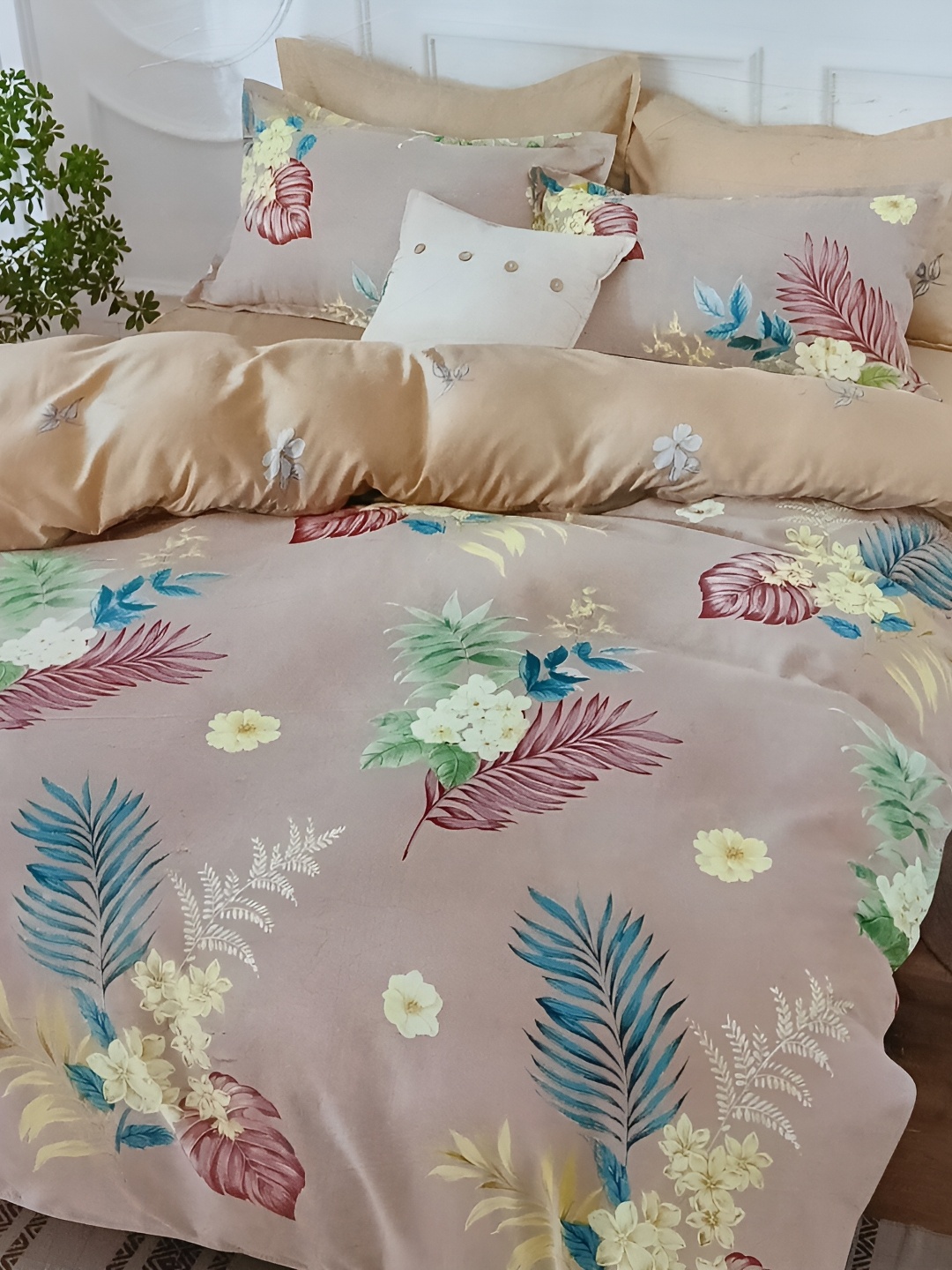 

Signature Green & Brown Floral 144 TC Queen Bedsheet with 2 Pillow Covers