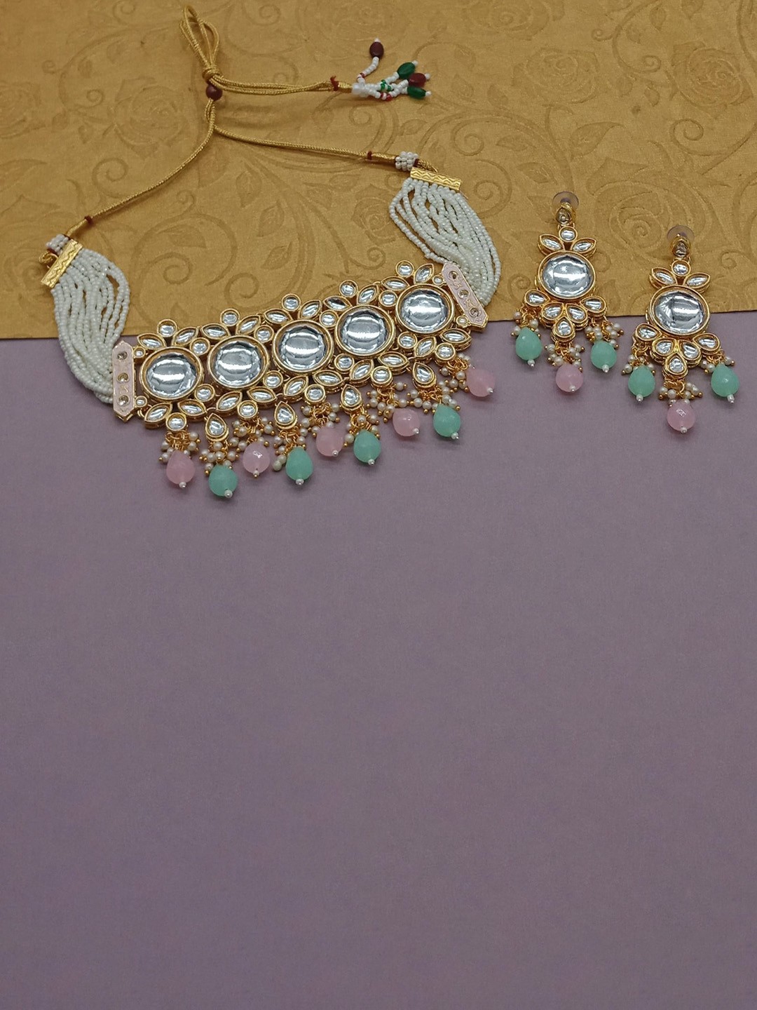 

AASHISH IMITATION Gold-Plated Kundan-Studded & Beaded Jewellery Set