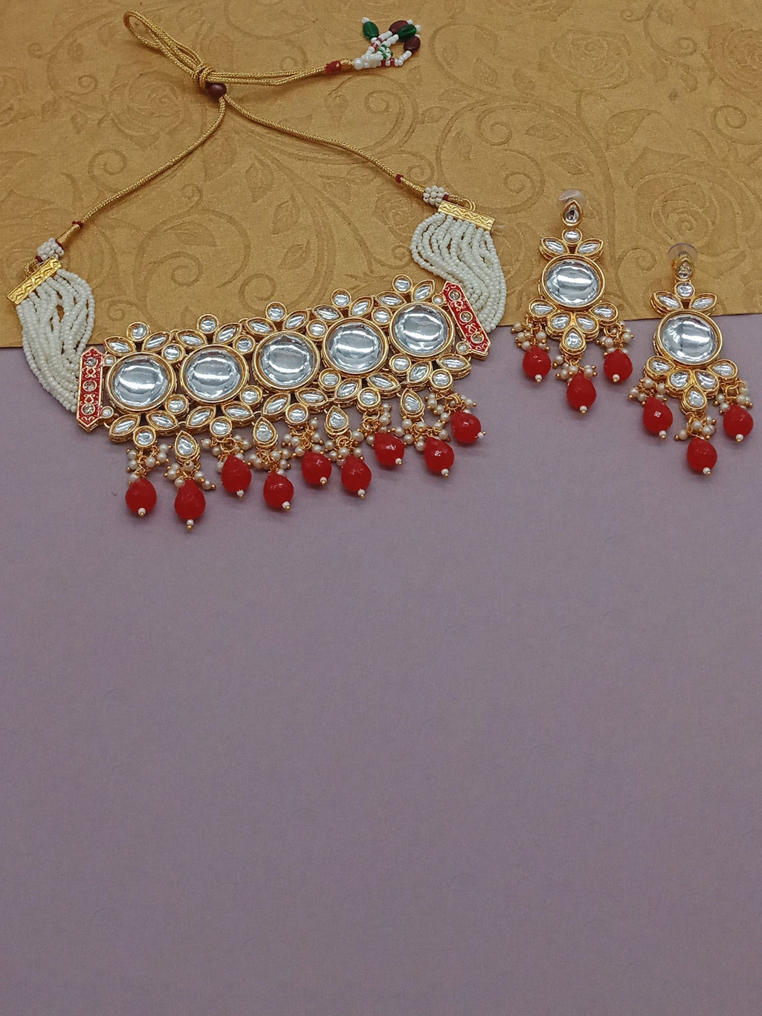 

AASHISH IMITATION Gold-Plated Kundan-Studded & Beaded Jewellery Set