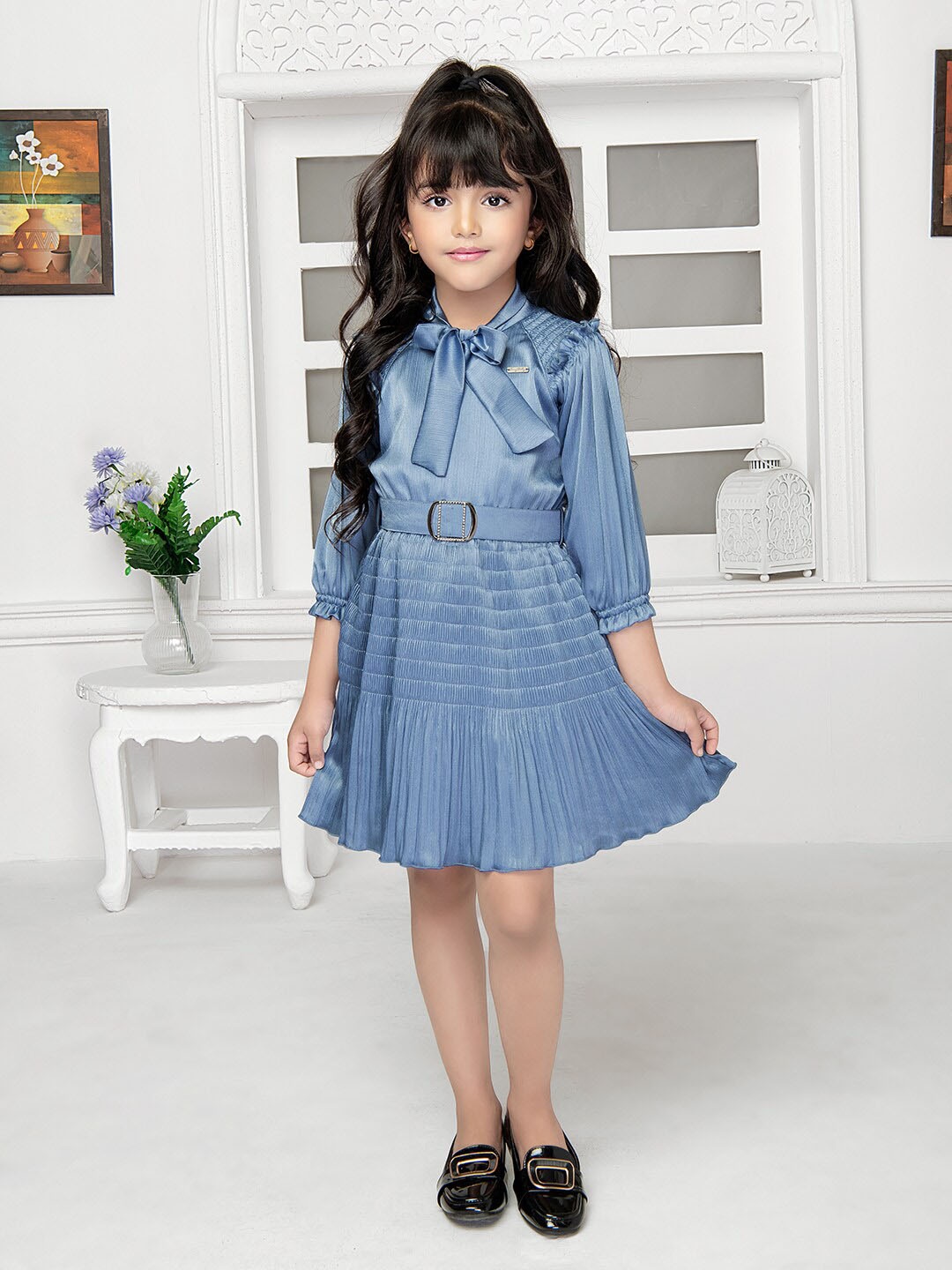 

Tiny Baby Girls Striped Tie-Up Neck Gathered Detailed Satin Fit & Flare Dress With Belt, Blue