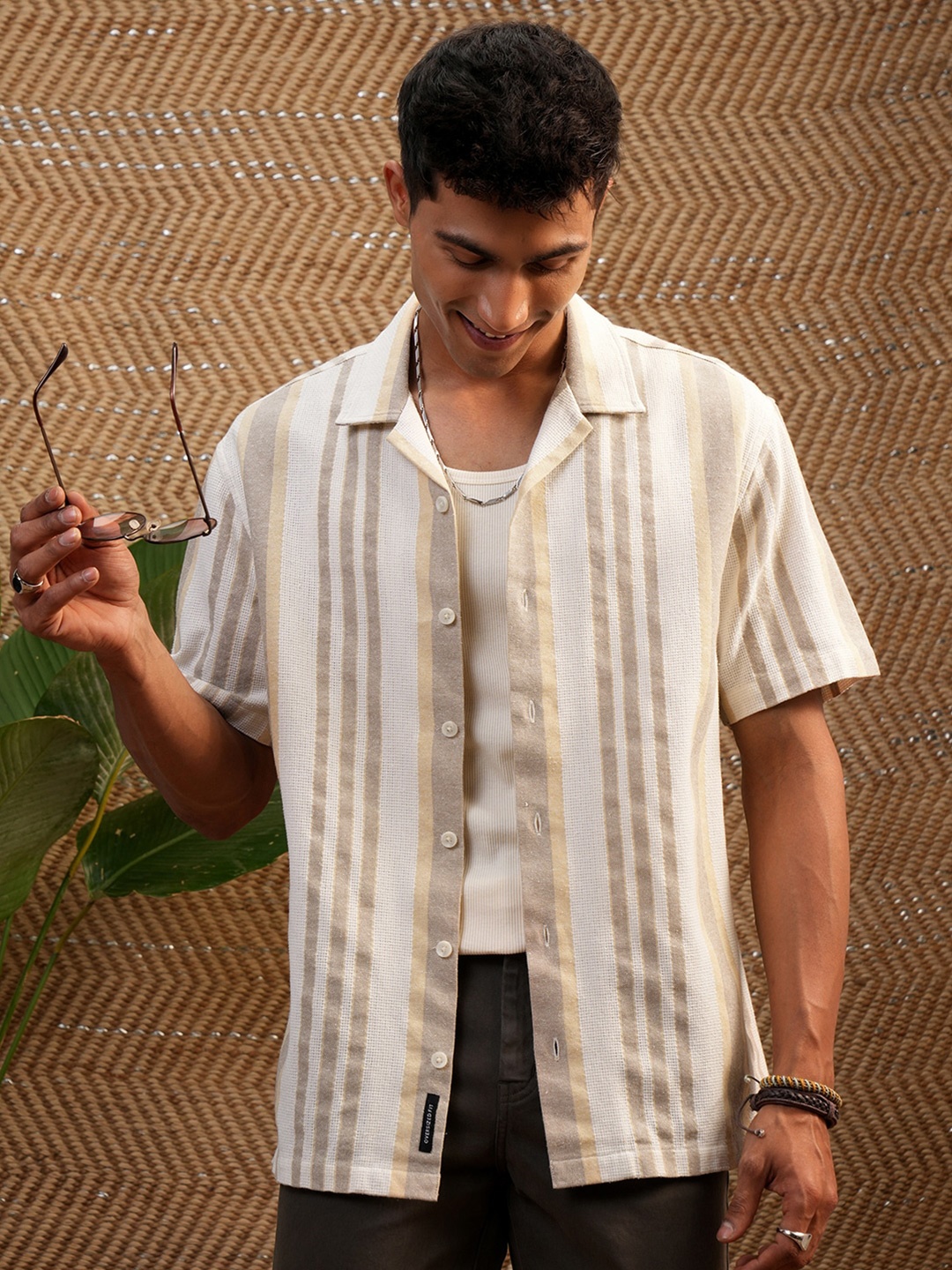 

LOCOMOTIVE Premium Dobby Textured Cuban Collar Relaxed Shirt, Mustard