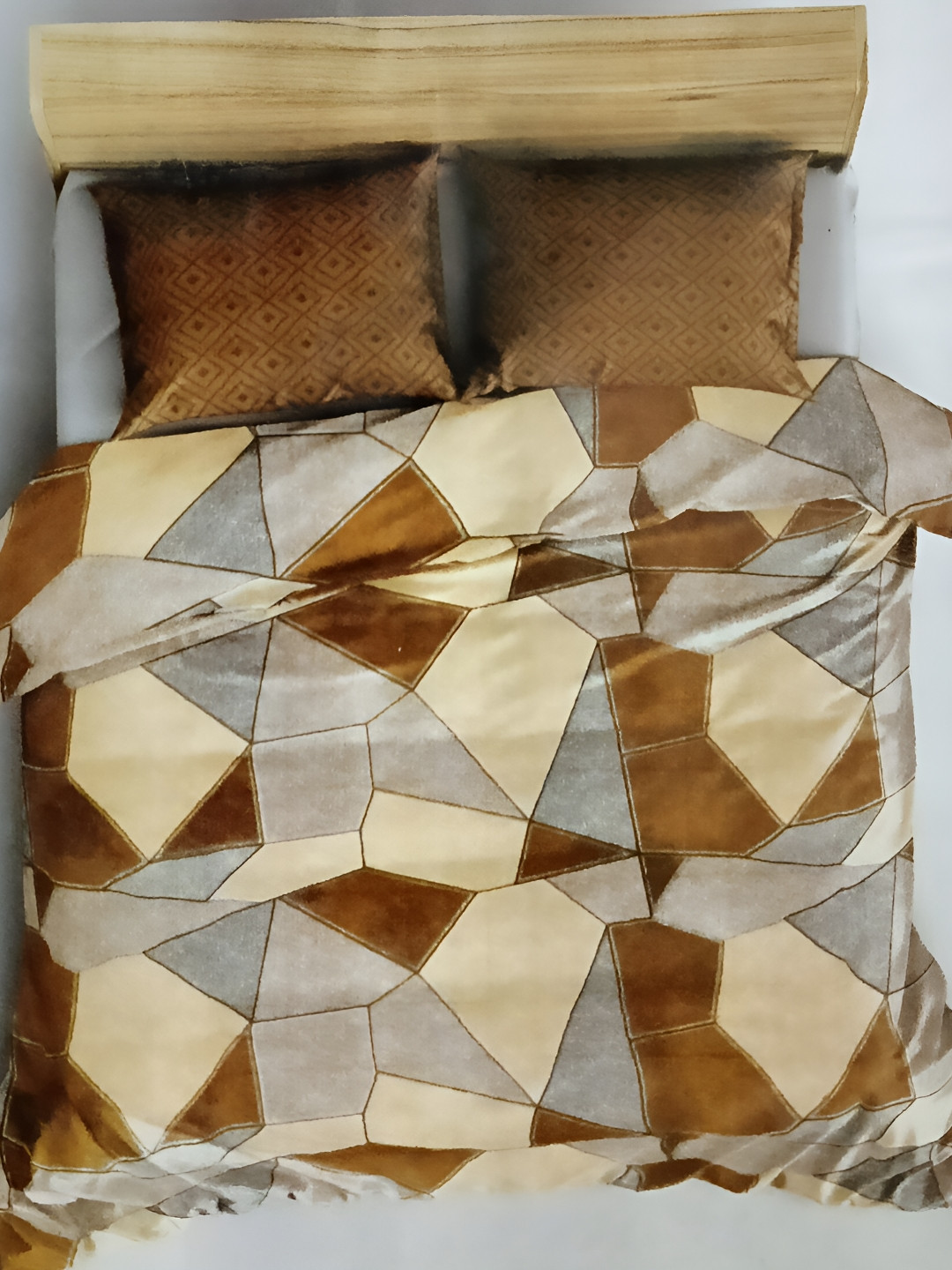 

Signature Pepper Brown Geometric 160 TC Cotton Queen Bedsheet with 2 Pillow Covers, Cream