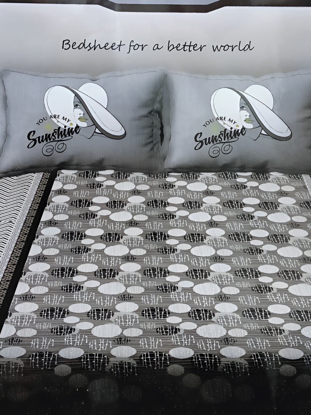 

Signature Grey & White 150 TC Queen Bedsheet with 2 Pillow Covers