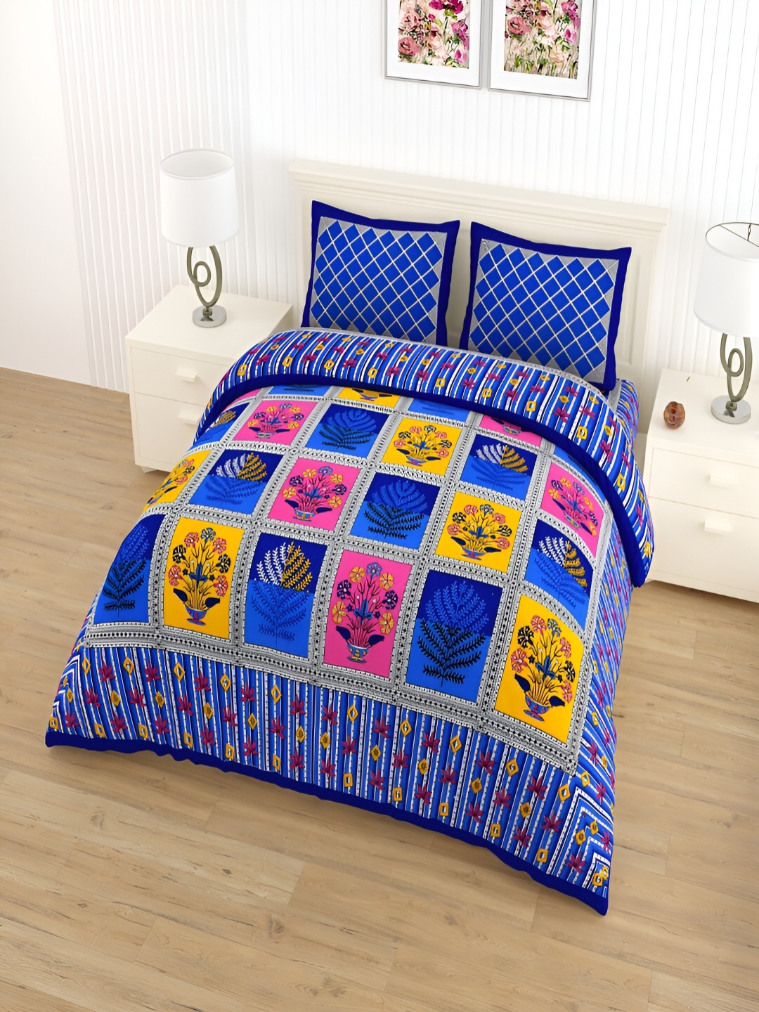 

Qfab Blue Floral 144 TC King Bedsheet with 2 Pillow Covers