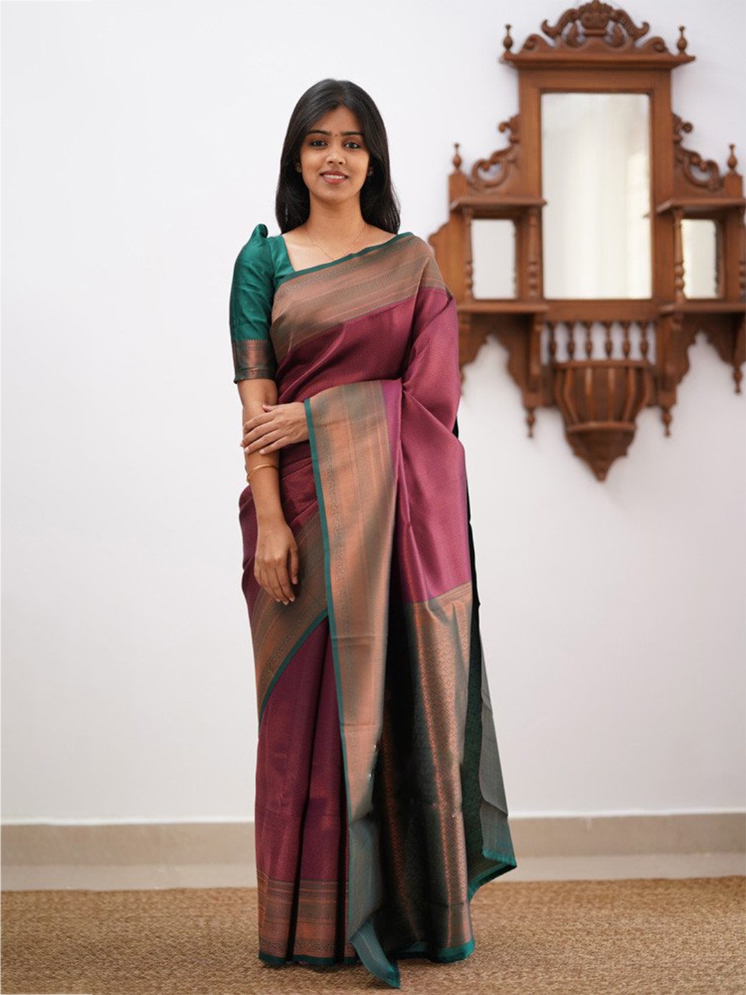 

Glorisa Ethnic Motifs Woven Design Zari Pure Silk Banarasi Saree, Purple