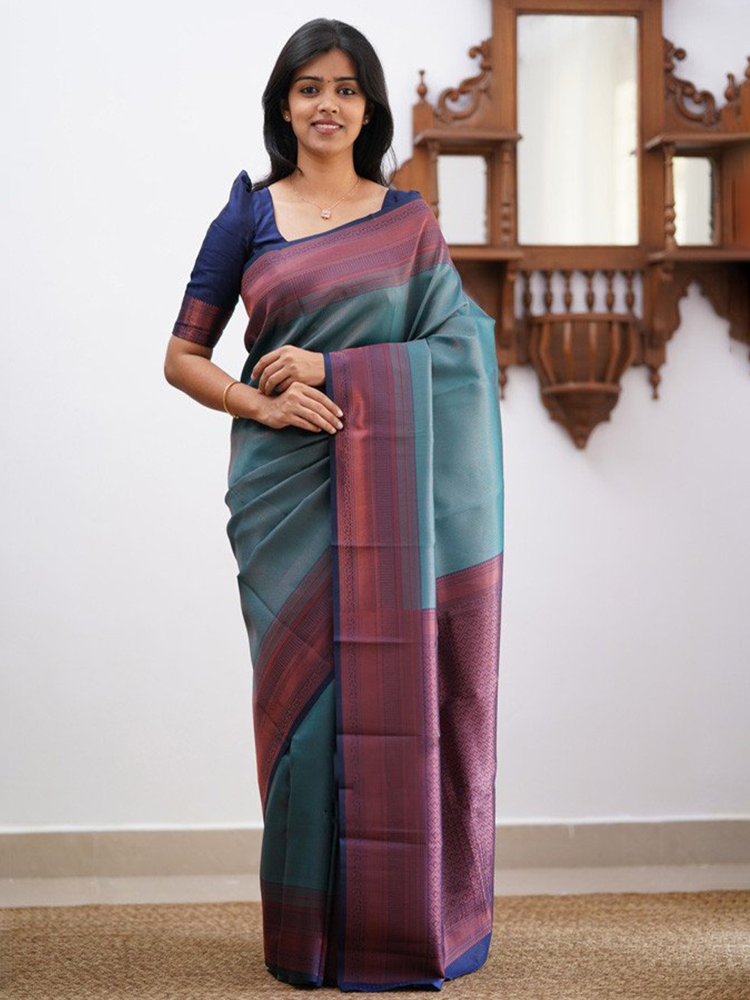 

Glorisa Ethnic Motifs Woven Design Zari Pure Silk Kanjeevaram Saree, Blue