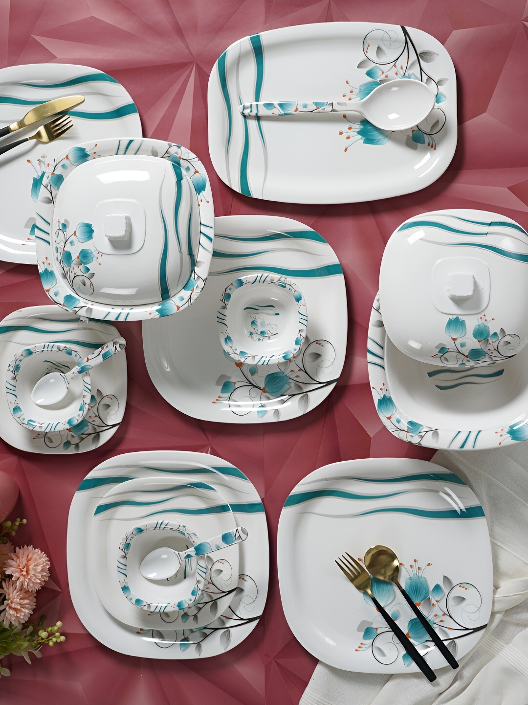 

CDI White & Green 40 Pieces Printed Melamine Glossy Dinner Set