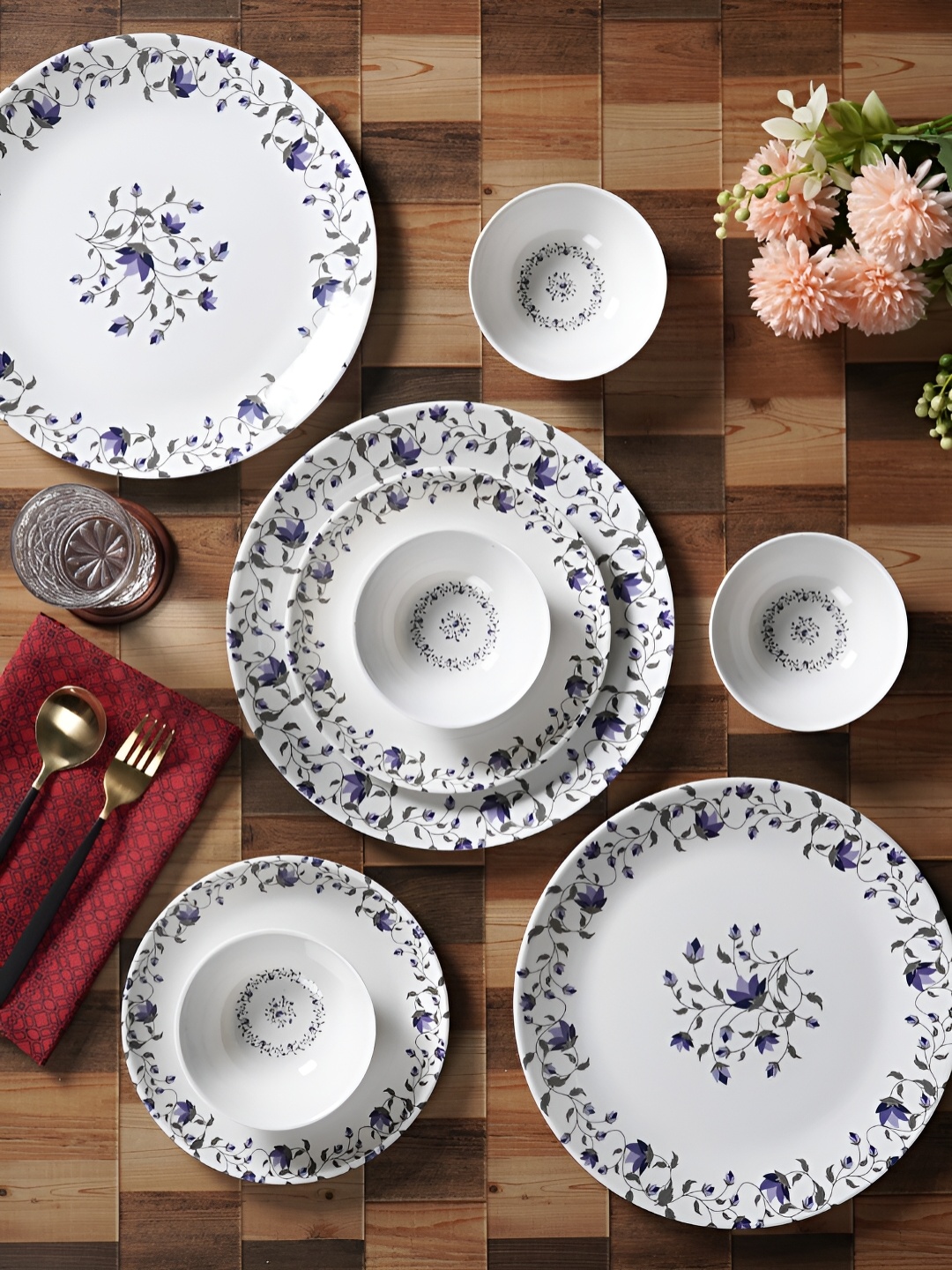 

CDI White & Lavender 24 Pieces Printed Melamine Glossy Dinner Set