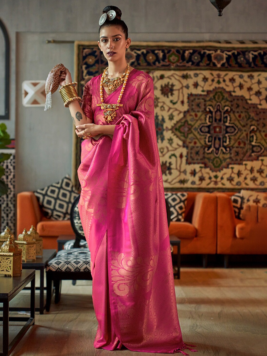 

DEVATITHI Ethnic Motifs Woven Design Zari Kanjeevaram Saree, Pink