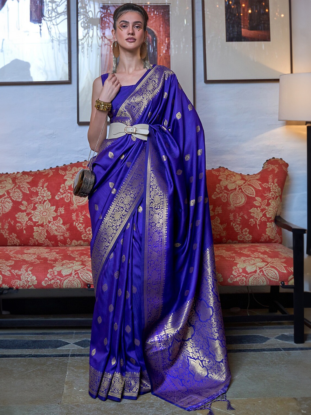 

DEVATITHI Ethnic Motifs Woven Design Zari Banarasi Saree, Blue