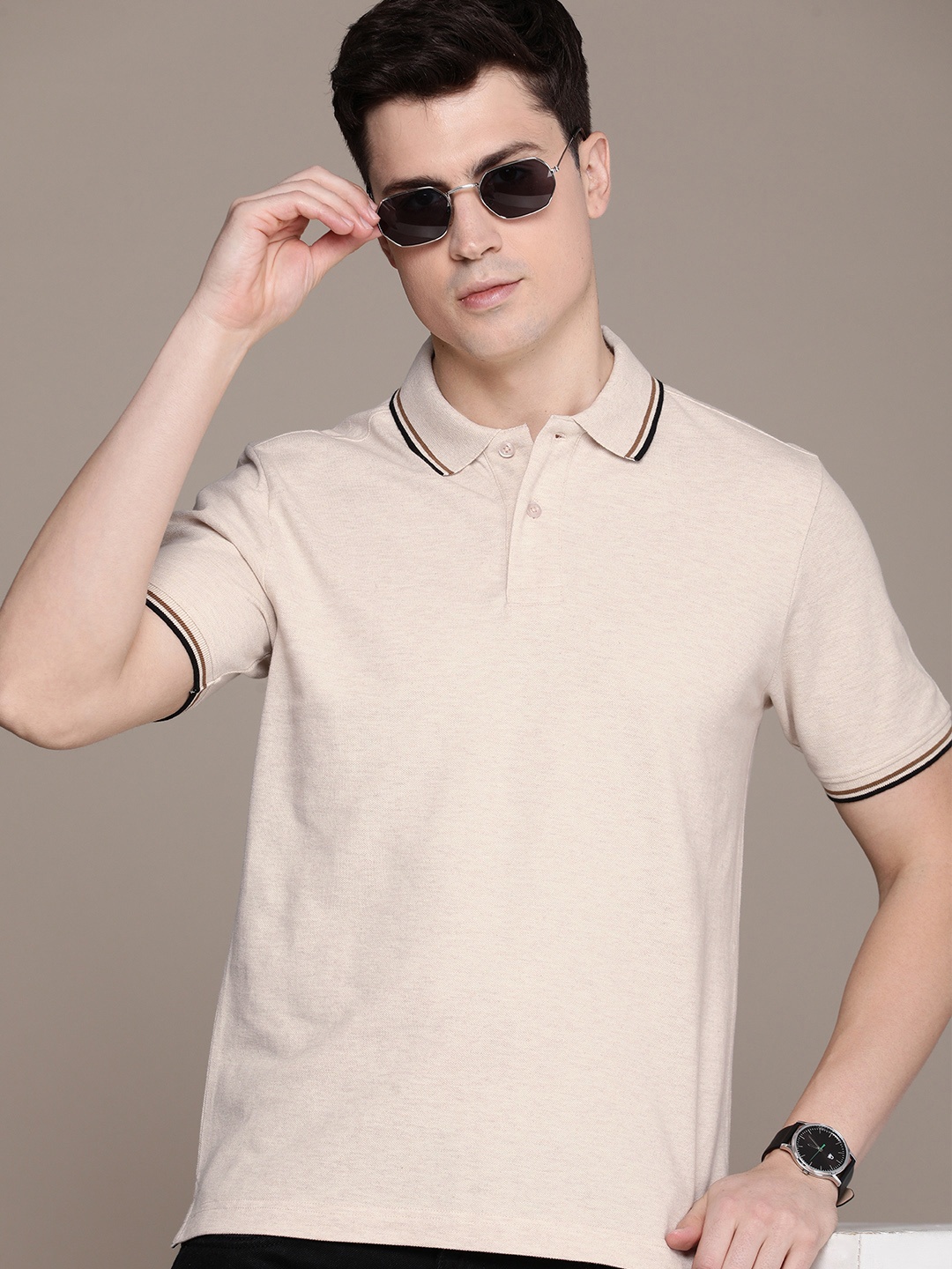 

Burnt Umber Men Polo Collar T-shirt, Beige