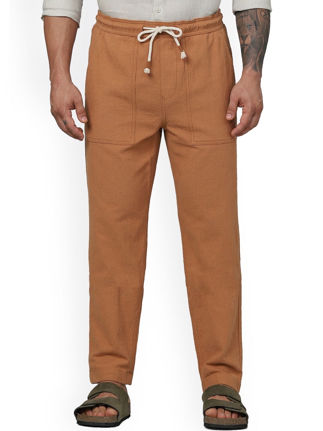 

Celio Men Loose Fit Trousers, Red