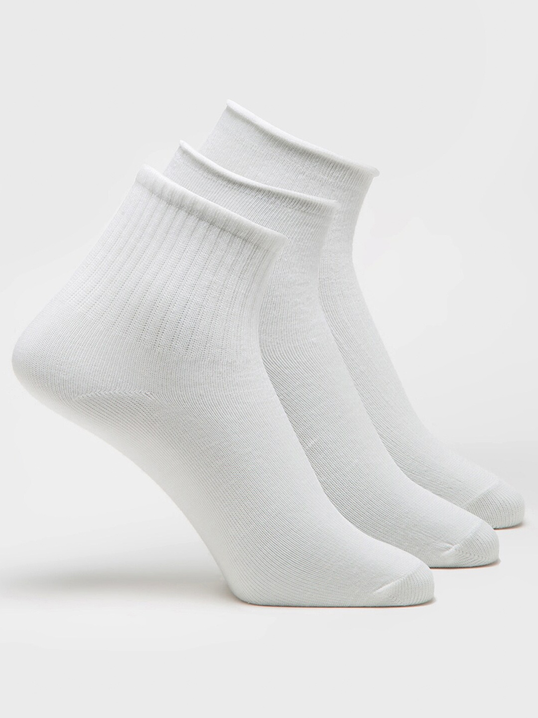 

J Style Women Pack Of 3 Ankle Length Socks, White