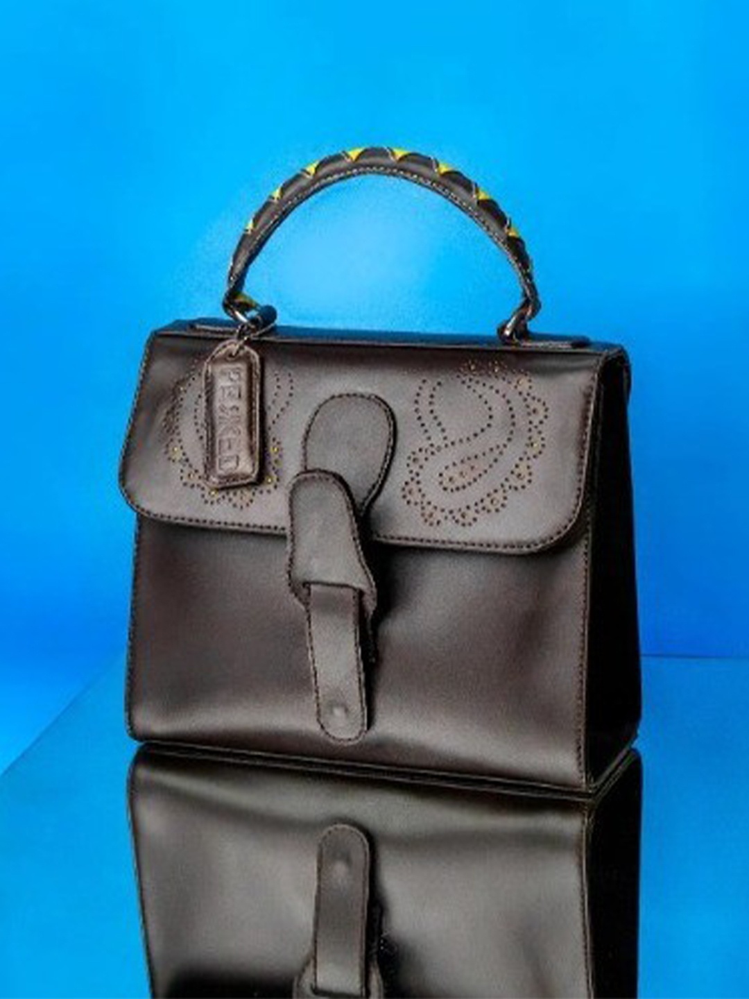 

PERKED Women Textured Leather Structured Handheld Bag, Brown