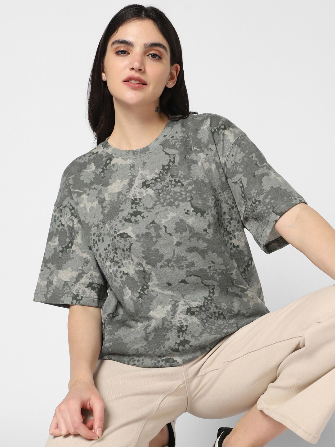 

VASTRADO Floral Printed Round Neck Drop-Shoulder Sleeves Cotton Oversized T-shirt, Olive
