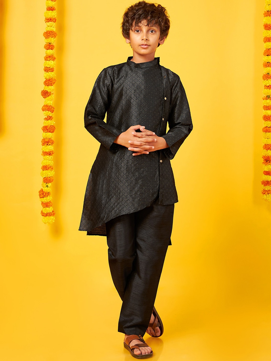 

BonOrganik Boys Pure Silk Kurta With Pyjama, Black
