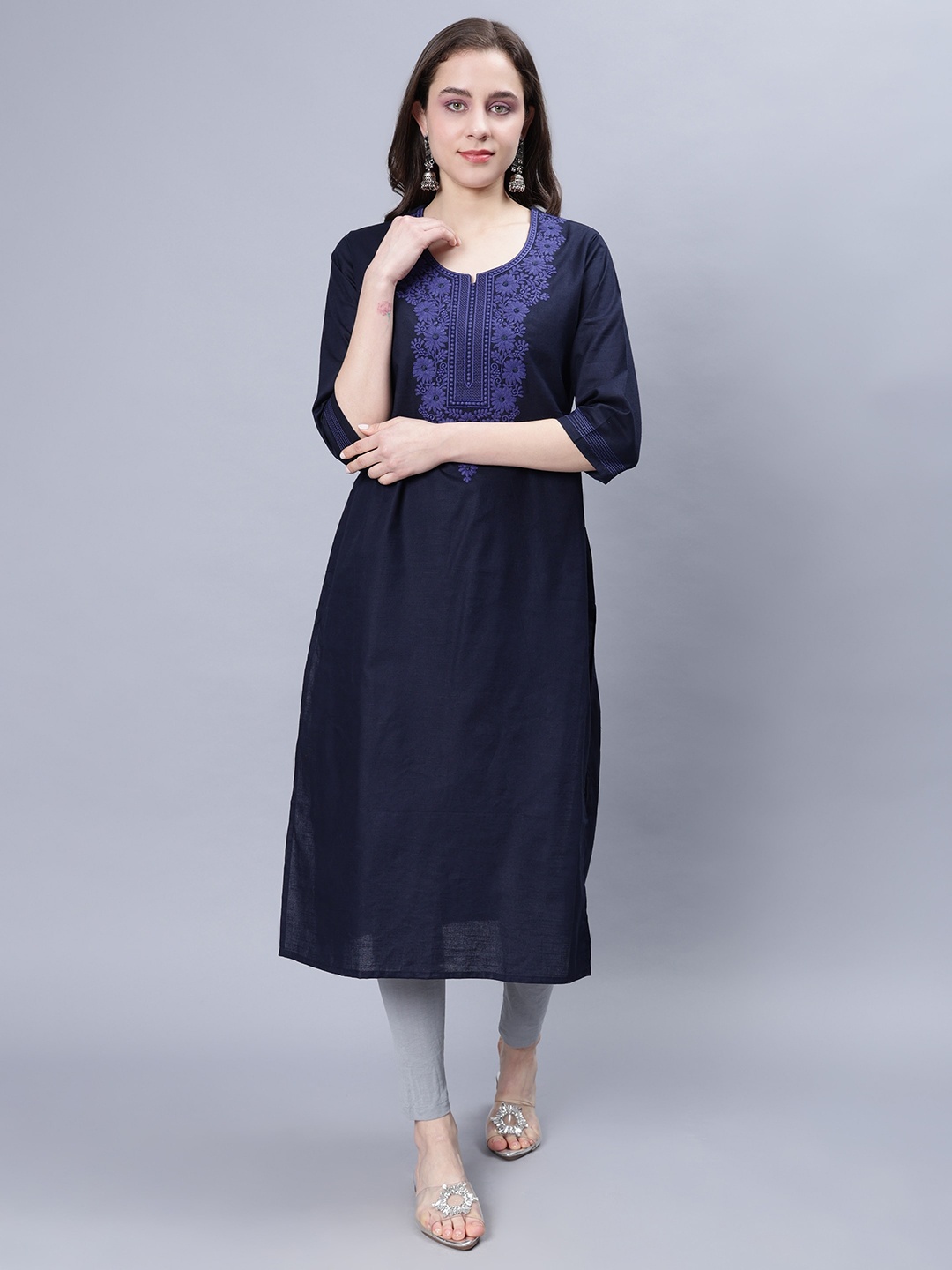 

NIGHTSPREE Women Thread Work Kurta, Navy blue