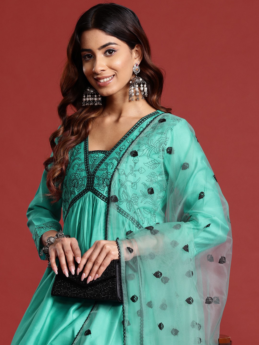 

Tikhi Imli Women Floral Embroidered Pleated Thread Work Kurta with Trousers & With Dupatta, Turquoise blue