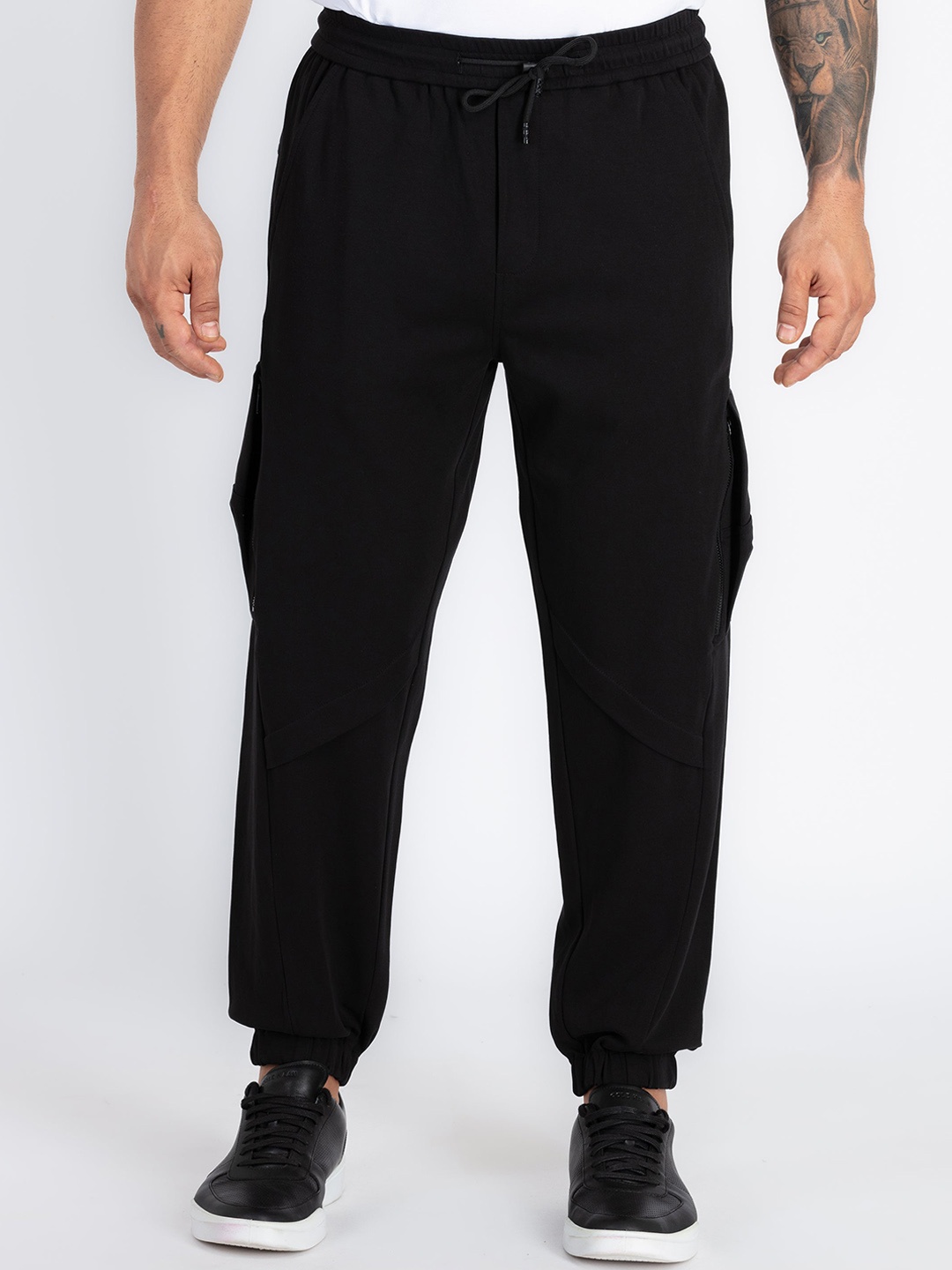 

Status Quo Men Balloon-Fit Joggers, Black