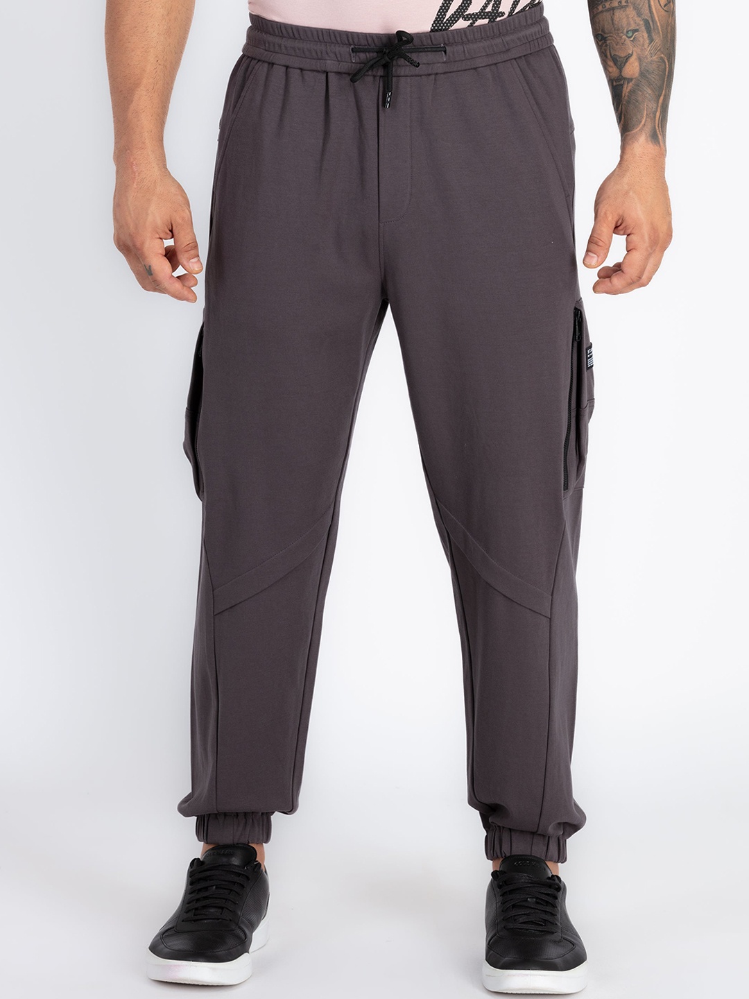 

Status Quo Men Balloon Fit Side Pockets Joggers, Charcoal