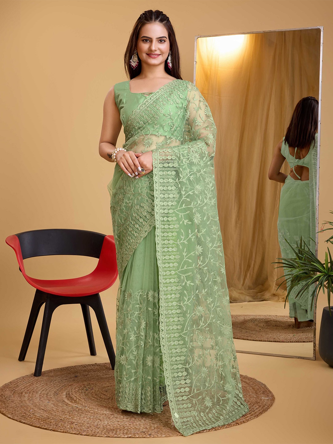 

VAIRAGEE Ethnic Motifs Embroidered Net Saree, Olive